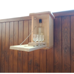 Minibar - Zwitscherkasten, inkl. 3 Schnapsgläser