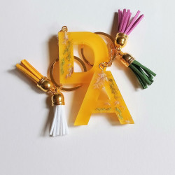 Schlüsselanhänger A-Z in gelb/Wildgräser