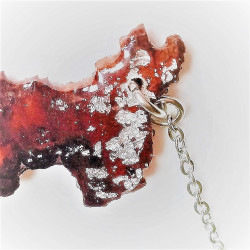 versilberte Kette mit Anhänger und Blattmetall, silber