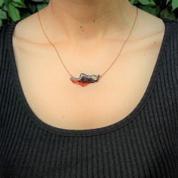 vergoldete Kette mit Anhänger und gold-Blattmetall